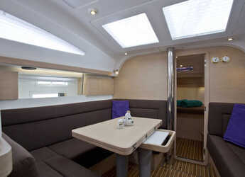 Chartern Sie segelboot in Marina Lošinj - Elan Impression 40