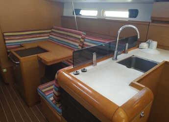 Rent a sailboat in Mandraki - Sun Odyssey 409