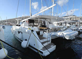 Alquilar catamarán en ACI Pomer - Astréa 42