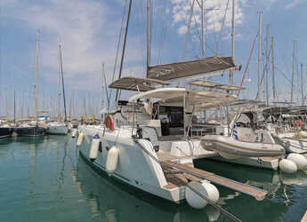 Louer catamaran à Lavrion Marina - Lagoon 42 A/C & GEN