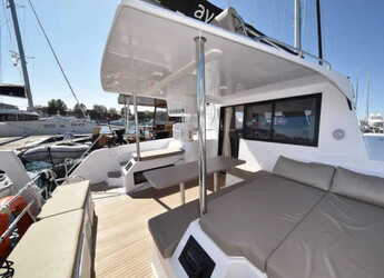 Alquilar catamarán en Veruda - Aventura 34