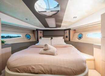 Rent a yacht in Split West Harbour - Cranchi M44 HT