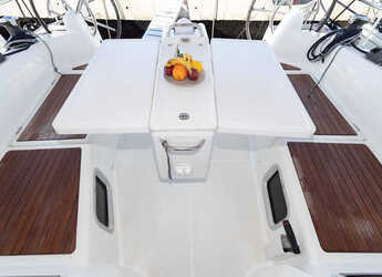 Noleggiare sailboat in Marina San Miguel - Sun Odyssey 410 - 3 cab.