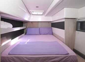 Rent a power catamaran in Nea Peramos - Leopard 51 PC