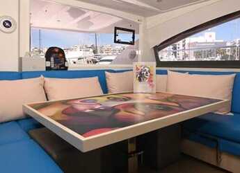 Rent a power catamaran in Nea Peramos - Leopard 51 PC