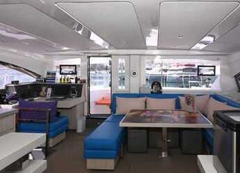 Rent a power catamaran in Nea Peramos - Leopard 51 PC