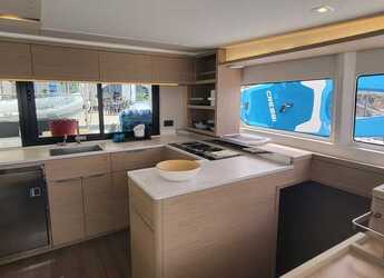 Alquilar catamarán en Rio Marina - Lagoon 46