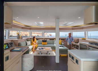 Noleggiare catamaran in Porto Olbia - Lagoon 55