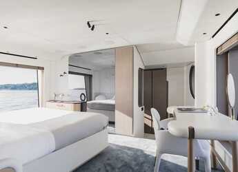 Rent a yacht in Marina Mandalina - Azimut Grande 26M