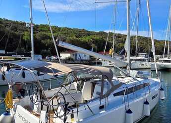 Rent a sailboat in Marina Polesana - Sun Odyssey 380 - 3 cab.