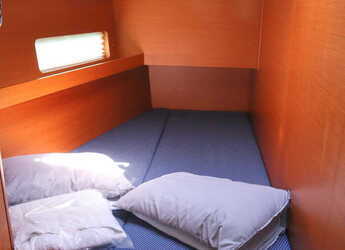 Chartern Sie segelboot in Nea Peramos - Sun Loft 47 - 6 + 1 cab.