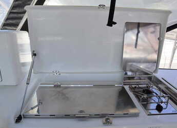 Chartern Sie segelboot in Nea Peramos - Sun Loft 47 - 6 + 1 cab.