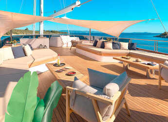 Noleggiare sailboat in Split West Harbour - Luxury Motor Sailer M