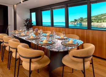 Noleggiare sailboat in Split West Harbour - Luxury Motor Sailer M