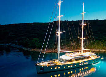 Noleggiare sailboat in Split West Harbour - Luxury Motor Sailer M