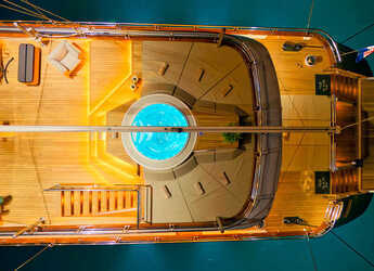 Noleggiare sailboat in Split West Harbour - Luxury Motor Sailer M