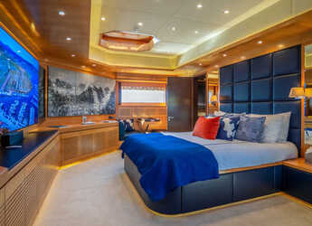 Rent a yacht in Split West Harbour - Motoryacht