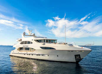 Rent a yacht in Split West Harbour - Motoryacht