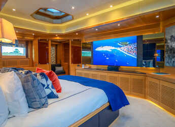 Rent a yacht in Split West Harbour - Motoryacht