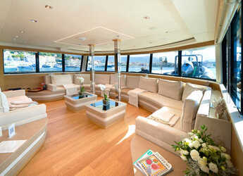 Rent a yacht in Split West Harbour - ICY 55