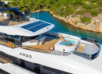 Rent a yacht in Split West Harbour - ICY 55