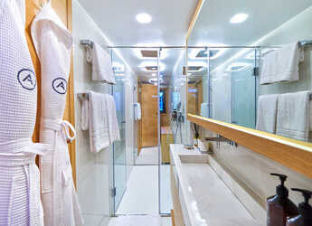 Rent a yacht in Split West Harbour - ICY 55