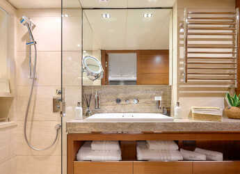 Alquilar lancha en Split West Harbour - Princess 40m