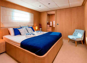 Rent a yacht in Split West Harbour - Motoryacht G