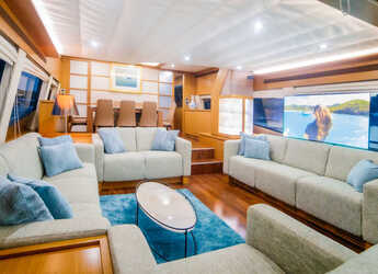 Alquilar yate en ACI Marina Split - Ferretti 780