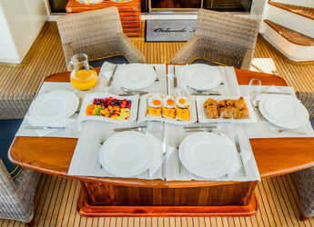 Alquilar yate en ACI Marina Split - Ferretti 780