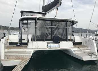 Alquilar catamarán en San Teodoro - Lagoon 42