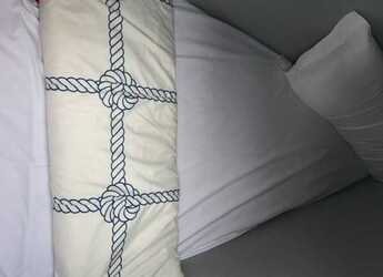 Alquilar catamarán en San Teodoro - Lagoon 42