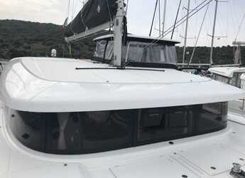 Alquilar catamarán en San Teodoro - Lagoon 42