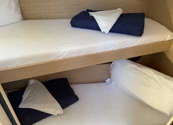 Chartern Sie segelboot in Marina d'Arechi - Oceanis 51.1