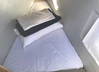 Alquilar catamarán en San Teodoro - Lagoon 42