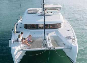 Alquilar catamarán en San Teodoro - Lagoon 42