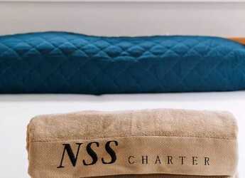 Alquilar catamarán en San Teodoro - Lagoon 42