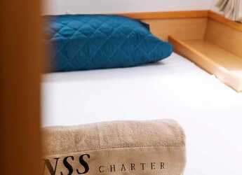 Alquilar catamarán en San Teodoro - Lagoon 42