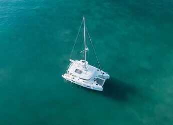 Alquilar catamarán en San Teodoro - Lagoon 42