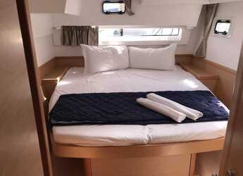 Alquilar catamarán en San Teodoro - Lagoon 42