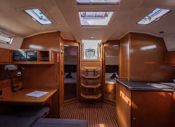 Chartern Sie segelboot in Circolo nautico Livorno - Bavaria 45