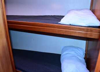 Chartern Sie segelboot in Circolo nautico Livorno - Bavaria Cruiser 50