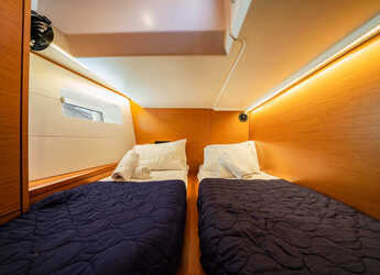 Chartern Sie segelboot in Nea Peramos - Jeanneau 54