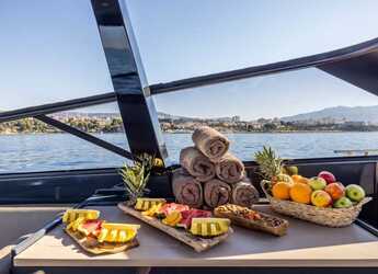 Noleggiare yacht in Split West Harbour - Colnago 45