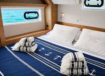 Rent a catamaran in Marina di Portisco - Bali 4.6 2024