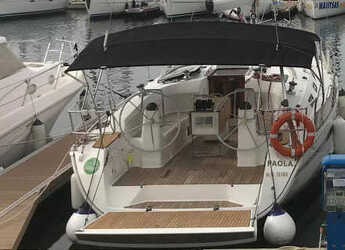 Rent a sailboat in Kavala - Marina Perigialiou - Bavaria 40 Cruiser