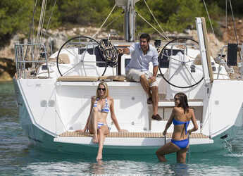Rent a sailboat in Anse Marcel Marina (Lonvilliers) - Dufour 460 GL