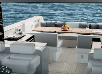 Rent a motorboat in Club de Mar - Fjord 48 Open