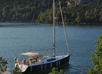 Chartern Sie segelboot in Port Zakinthos - Oceanis 40