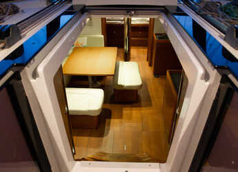 Rent a sailboat in Kavala - Marina Perigialiou - Oceanis 48